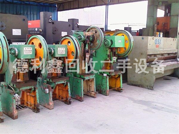 機床的常見(jiàn)類(lèi)型有哪些以及機床分類(lèi)