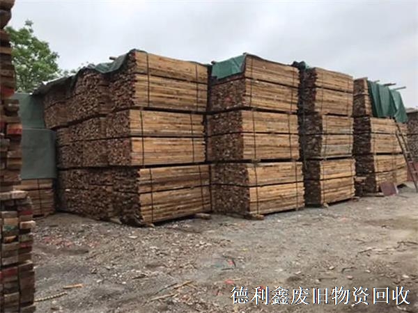 高價(jià)回收建筑模板，建筑廢料，廢鐵，北京建筑物資回收